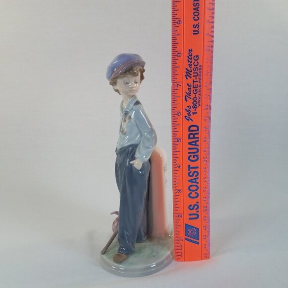 LLadro 5400 The Wanderer Traveling Boy Figurine READ 8.25" Retired Porcelain - Picture 2 of 15